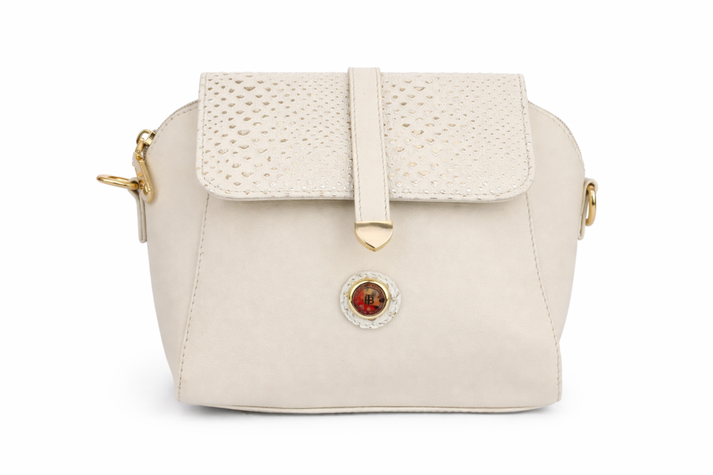 Bolso Siena Beige en cuero con herrajes dorados - Batistello